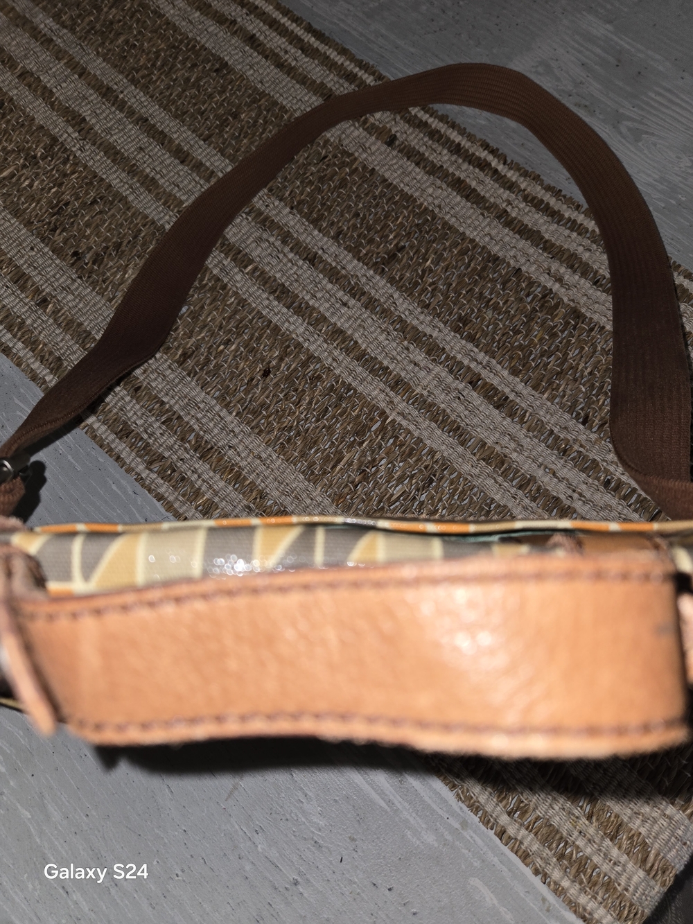 Fossil Key-Per Purse - Picture 3 of 7